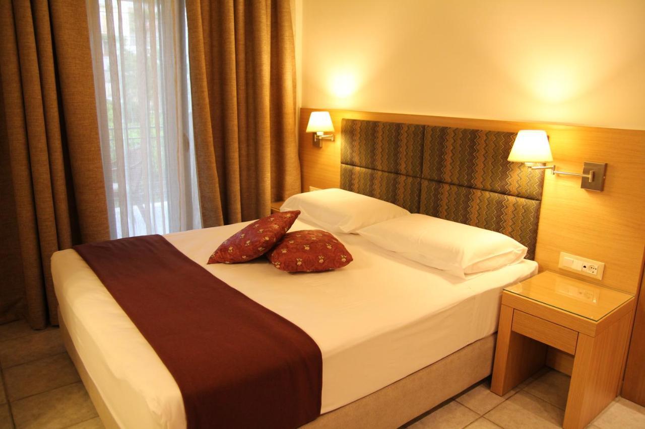 Achilles Hotel Methoni (Messenia) Exterior foto